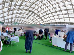 岡山ドームで開催されたハンドメイドイベントの会場風景